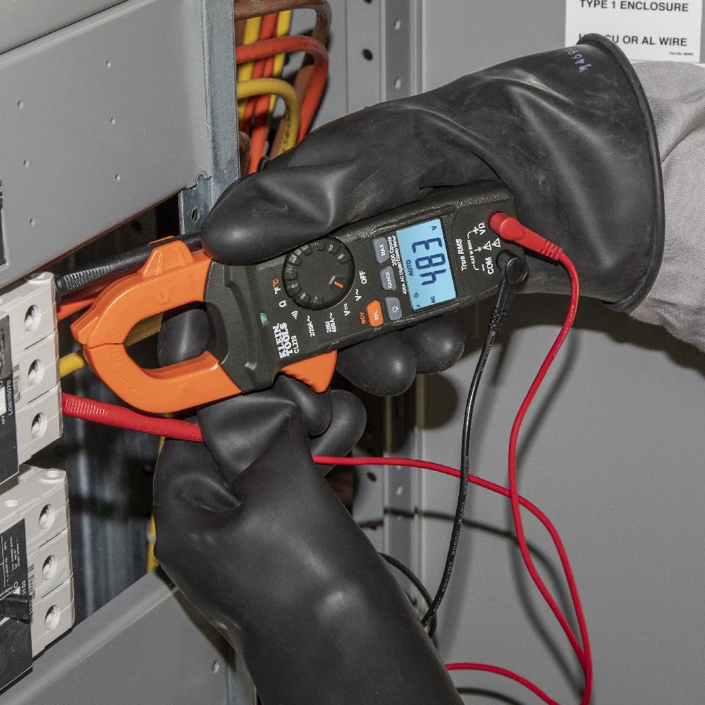 Digital Clamp Meter, Auto-Ranging 400 Amp AC P96994
