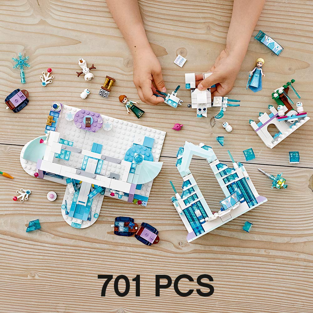 Building Kit with Mini Dolls, 701 Pieces W679545